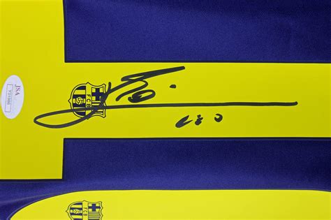 Lot Detail Lionel Messi Signed Fc Barcelona Soccer Jersey Psa Dna Itp