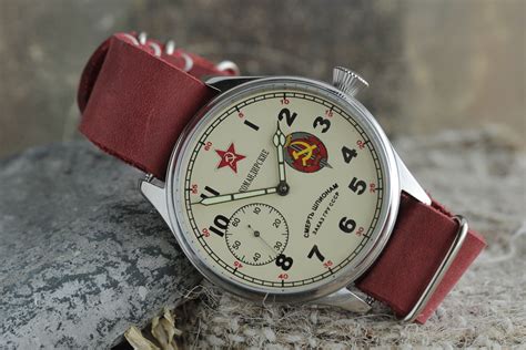 wrist  men russian army  vintage  soviet  russia  komandirskie