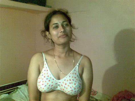We Provide All Free Here Real 30 Desi Aunty Images