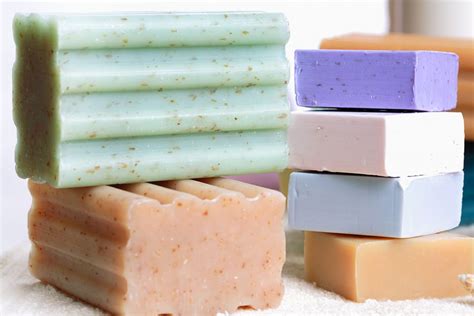 inexpensive   homemade soap molds