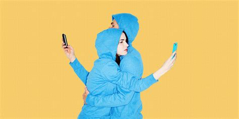 How Phone Snubbing Is Ruining Your Relationship How