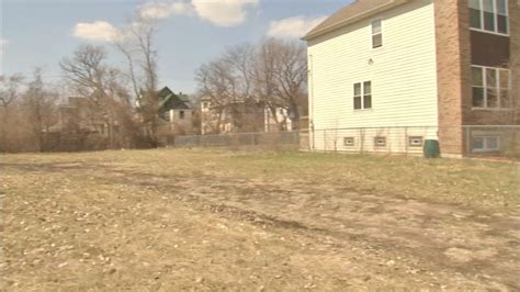 city  chicago selling  vacant lots    abc houston