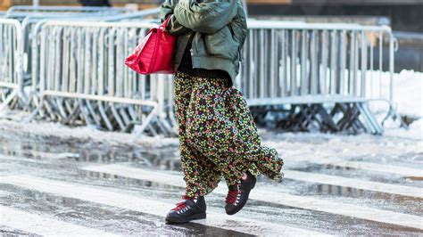 22 stylish snow boots you ll actually want to wear glamour