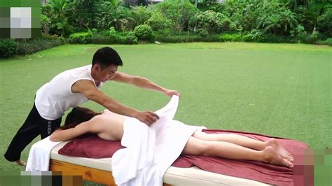 Full Body Massage Beautiful Girl Gets Full Body Massage Youtube