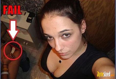 you re doing it wrong… 23 funny female sexy selfie fails the sun