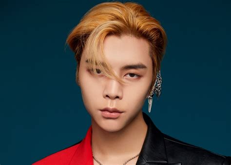 nct nct  johnny complete profile facts  tmi
