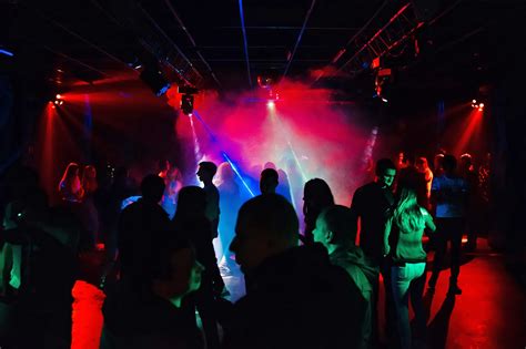 singapore clubs    nightclubs  discos
