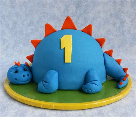 cake blog  dinosaur cake tutorial