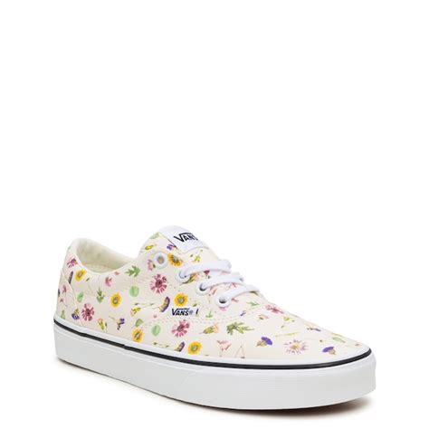 vans women s doheny pressed floral sneaker the shoe company