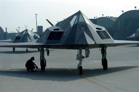 eko triyanggono lockheed   nighthawk