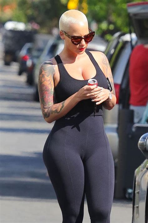 Curvy Amber Rose Puts Feuds On Hold To Look For A New Home In Southern