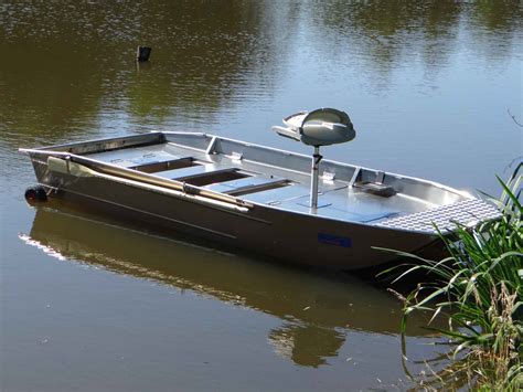 barco de pesca em aluminio leve  soldado bote pesca aluminio ligero