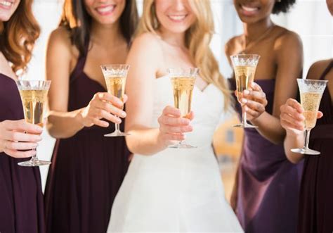10 Maid Of Honor Speech Ideas And Tips To Help You Give A