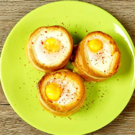 Bacon And Egg Stuffed French Rolls