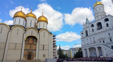 kremlin moscow visions  travel