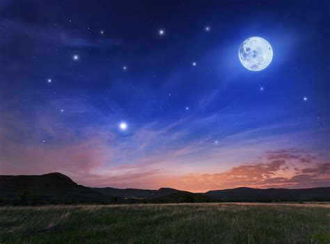 scientists  finally solved  mystery  bright nights