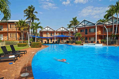 broome accommodation moonlight bay suits
