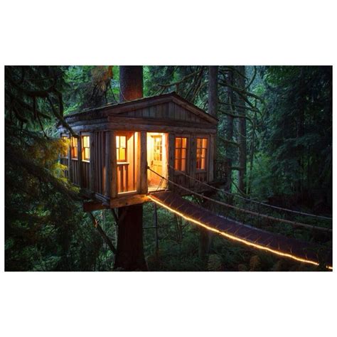 A Rad Date Tree House Cozy Cute Together Alone Love Couple