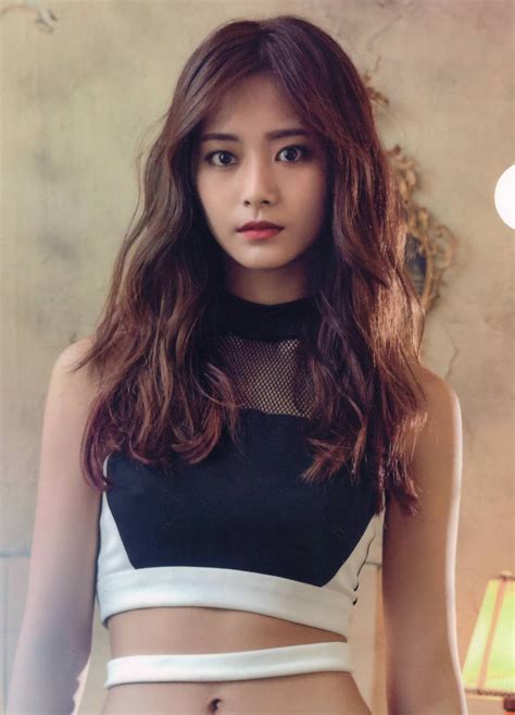 Pin De Melinda Em Tzuyu Twice Tzuyu Penteados Anos 60