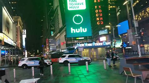 New York Live Raining Day Manhattan Times Square Youtube