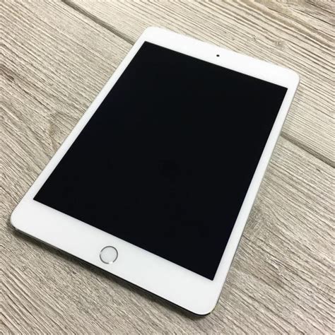 apple ipad mini  gb white