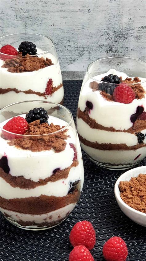 beeren cheesecake dessert im glas lydiasfoodblog
