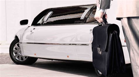 airport transfers adelaide limo services