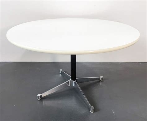 sale  segmented dining table  charles ray eames  vitra