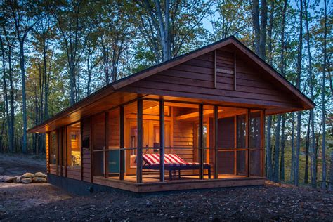 cost  build  small cabin kobo building