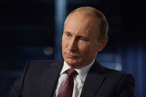 Владимир Путин похвалил правительство за достойную работу Российская