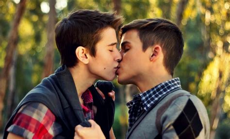 gay couples more likely to have a happy sex life in long term relationships compared to straight