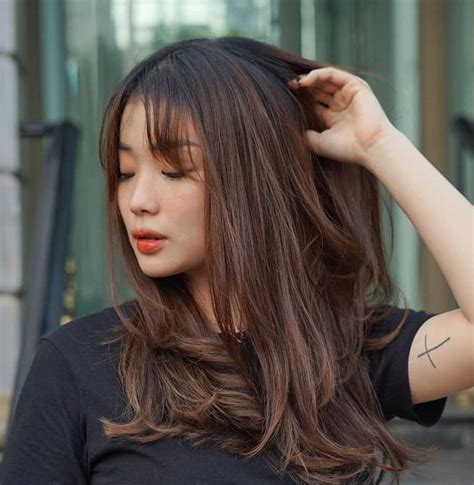 23 Korean Bangs Hairstyles That Are Trendy In 2024 – Hairstyle Camp