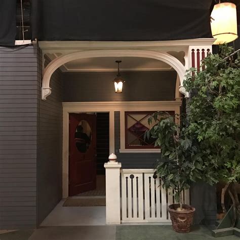 ncis set  gibbs house