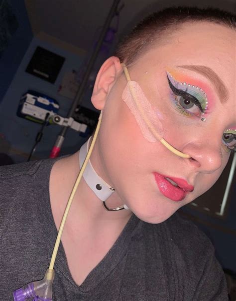 this 14 year old makeup artist incorporates her feeding tube into