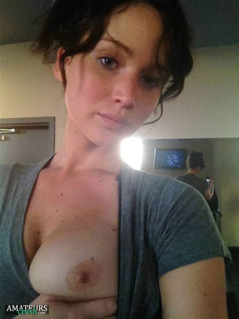 jennifer lawrence nudes hottest and sexiest naked pictures from jlaw