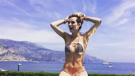 Bella Thorne Shows Off Her Leg Hair On Snapchat Allure