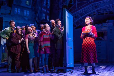 review ‘amélie is easy to listen to but never really sings the new