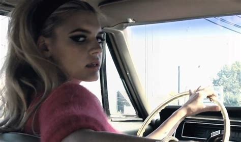 Victoria S Secret Beauty Stella Maxwell Is Smoking Hot As