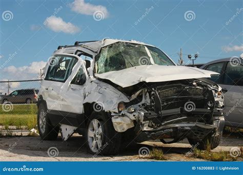 wrecked suv stock  image