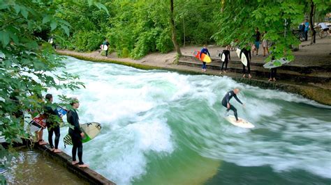 surfen  muenchen die eisbachwelle fuer profis expedia explore