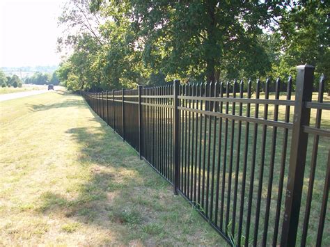 ornamental aluminum fence  bar  fence  springfield mo