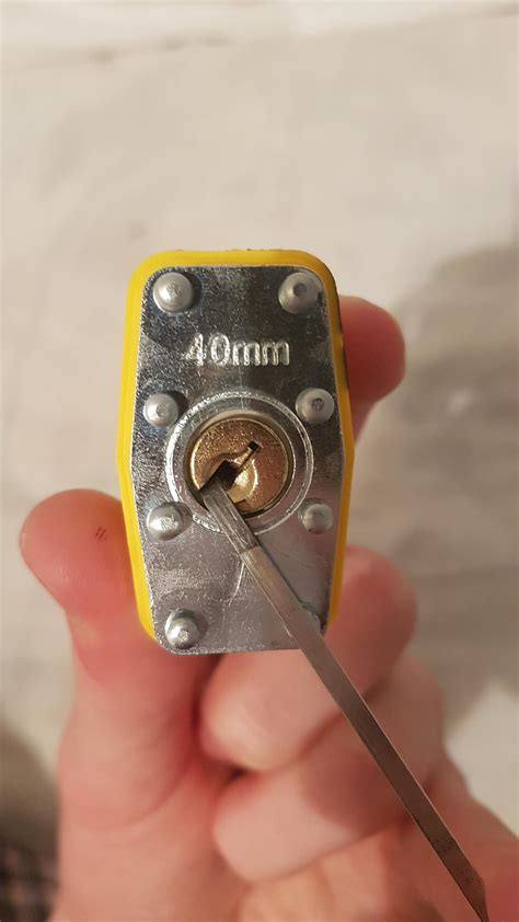 tension wrench    difference rlockpicking