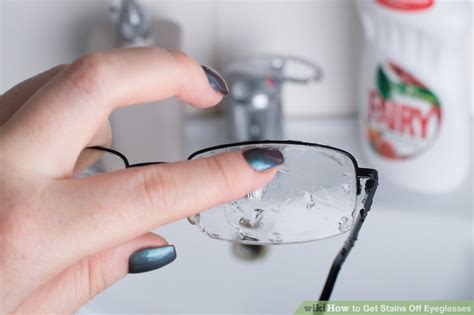 3 ways to get stains off eyeglasses wikihow