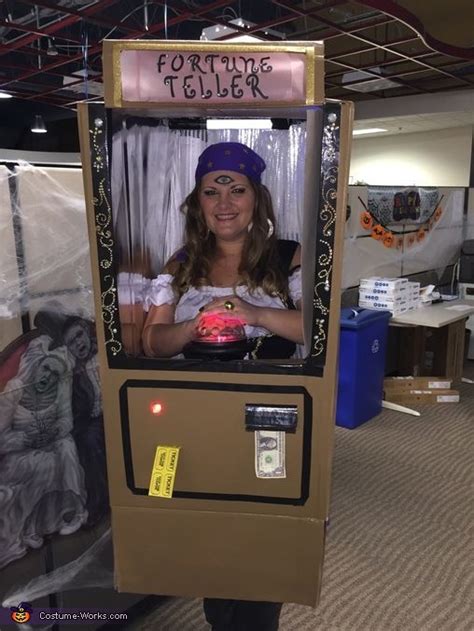 fortune teller halloween costume contest at costume
