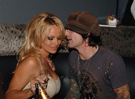 Who Leaked Tommy Lee And Pamela Anderson S Sex Tape What We Know