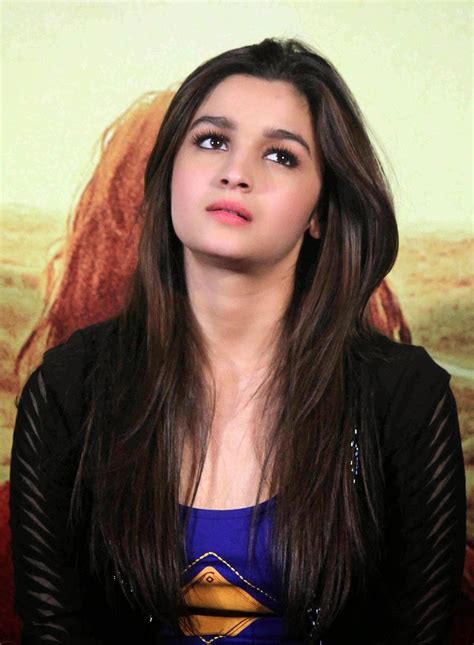 high quality bollywood celebrity pictures alia bhatt looks cute and sexy in tight jeans and