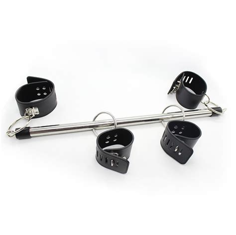 Fixed Wrist And Ankle Spreader Bar With Locking Wrist And Ankle