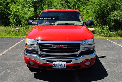 gmc  hd ext cab sierra sle    engine red spd man transmission