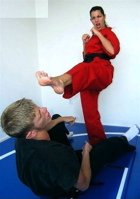footmode footfighting deadlyfeet karate girl women martial arts women