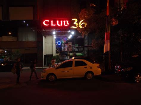 club 36 gogo dancers and strip club hotel jayakarta jakarta100bars nightlife reviews best